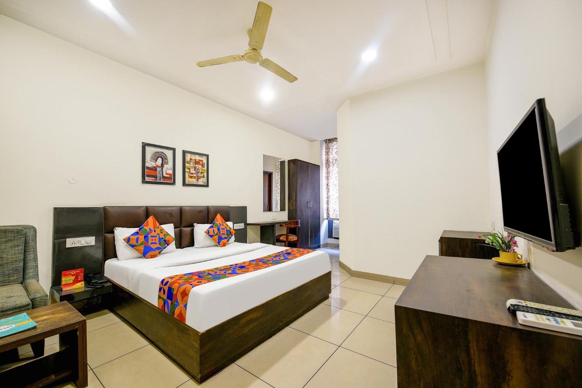 Fabhotel Nanda Ludhiana Exterior foto